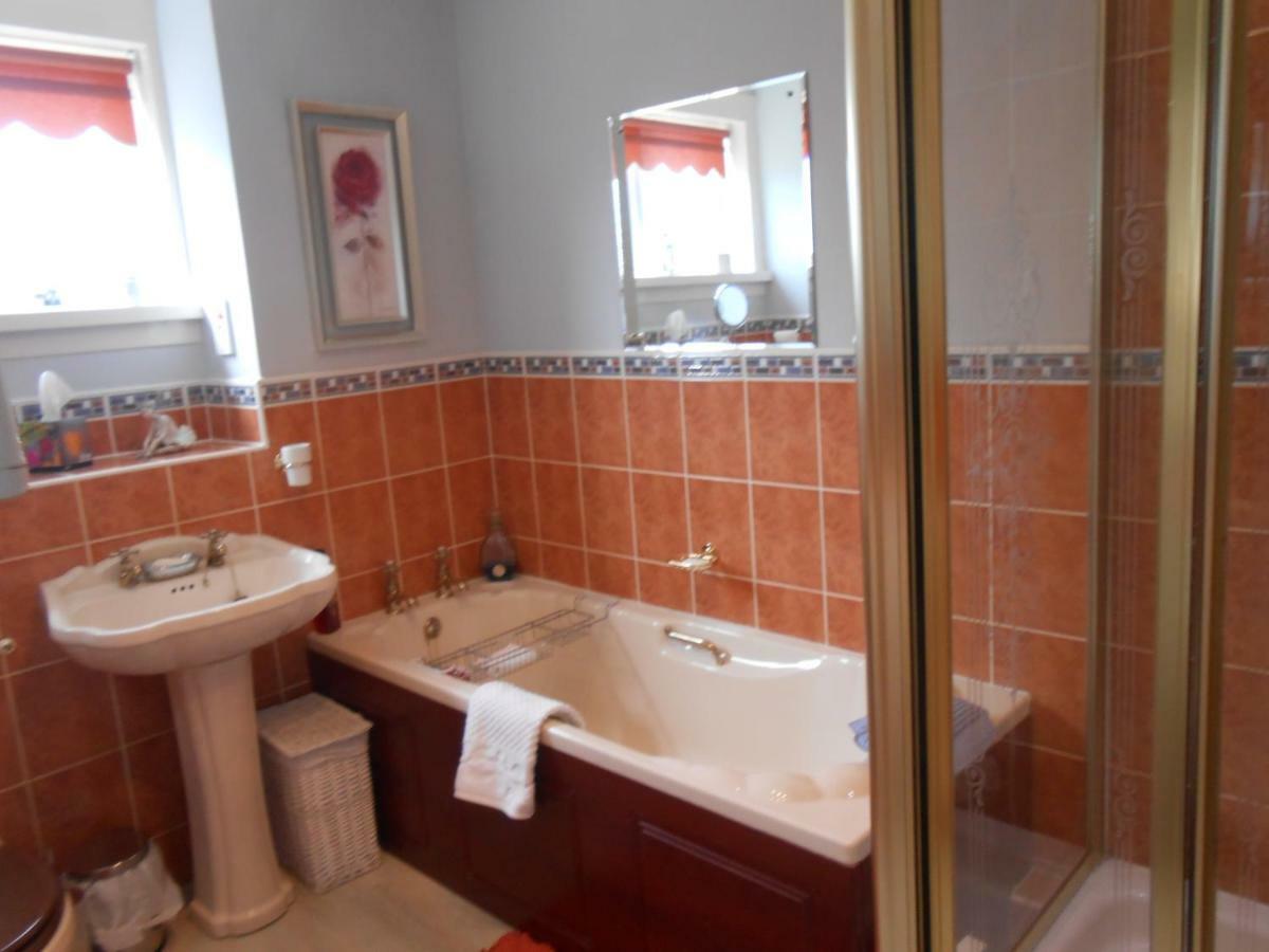 Rose Villa Bed And Breakfast Forfar Zewnętrze zdjęcie