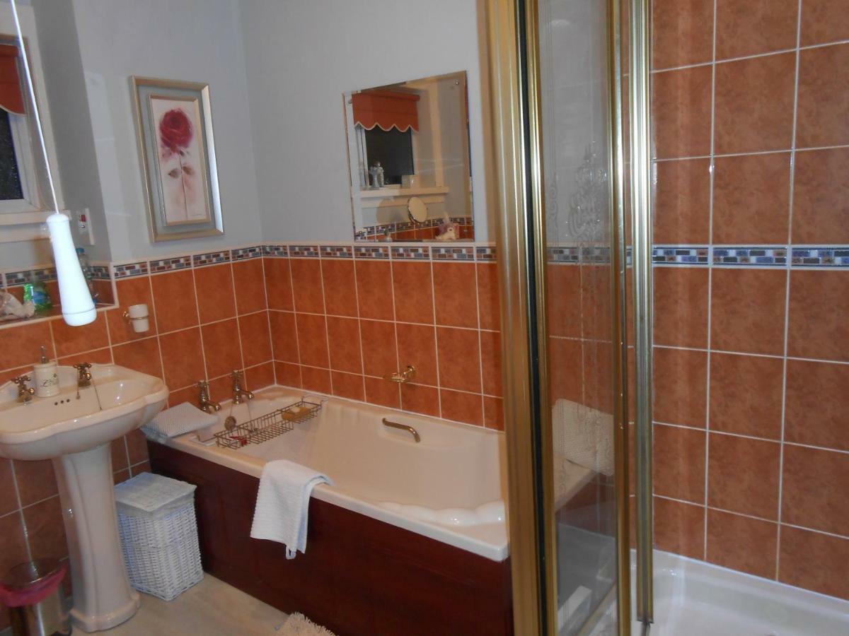 Rose Villa Bed And Breakfast Forfar Zewnętrze zdjęcie